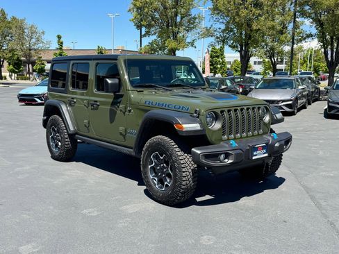 Used 2023 Jeep Wrangler Unlimited Rubicon 4xe AWD/4WD image 4