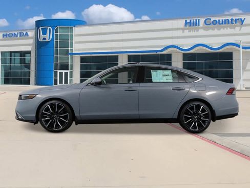 New 2026 Honda Accord Touring image 2