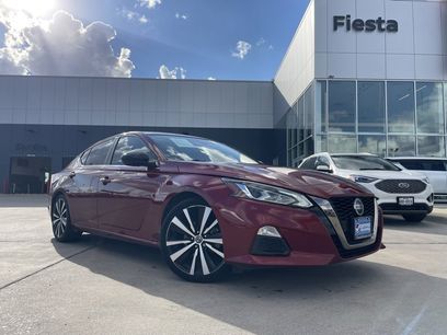 Certified 2022 Nissan Altima 2.5 SR