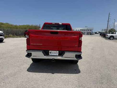 Used 2023 Chevrolet Silverado 1500 LT AWD/4WD image 6