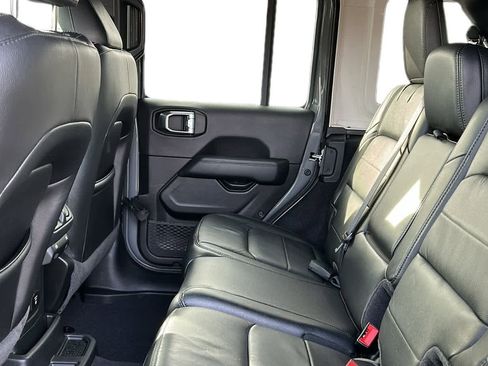 Certified 2022 Jeep Wrangler Unlimited Sahara image 22