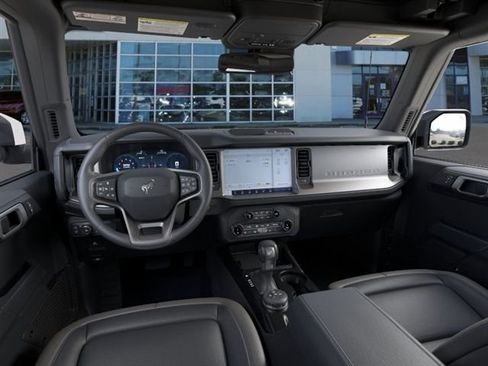 New 2026 Ford Bronco Outer Banks AWD/4WD image 9