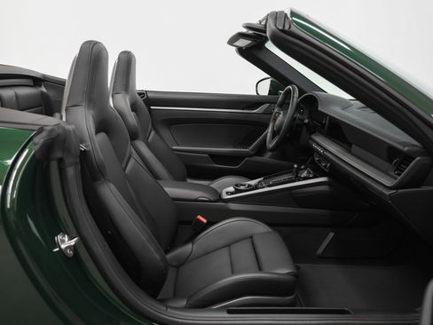 New 2026 Porsche 911 Carrera 4S AWD/4WD image 32