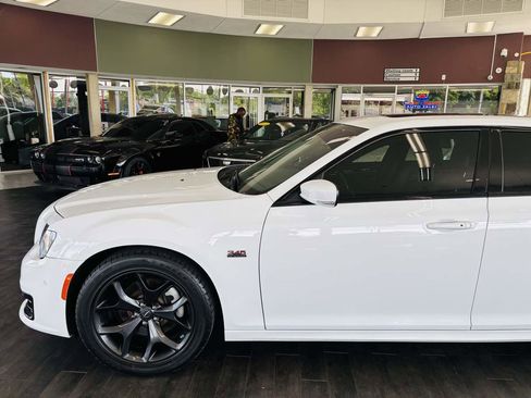 Used 2022 Chrysler 300 S w/ Comfort Group RWD image 15