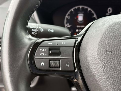 Used 2023 Honda HR-V EX-L image 29