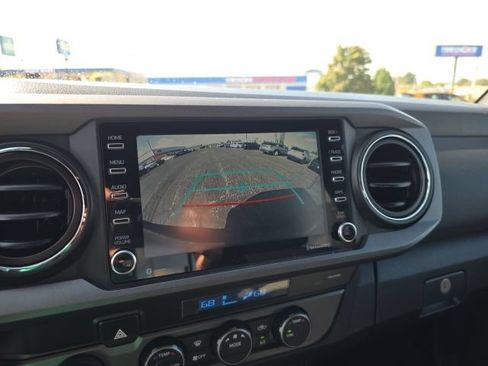Used 2021 Toyota Tacoma TRD Sport AWD/4WD image 20