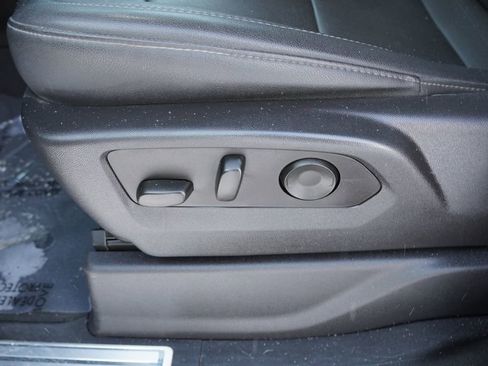 Certified 2023 Chevrolet Silverado 1500 LTZ w/ Z71 Off-Road Package image 22