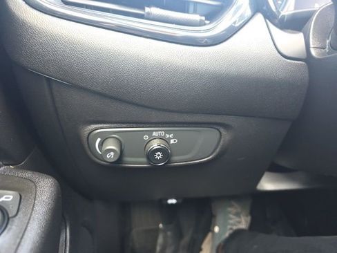 Used 2023 Chevrolet Equinox RS w/ RS Leather Package image 18