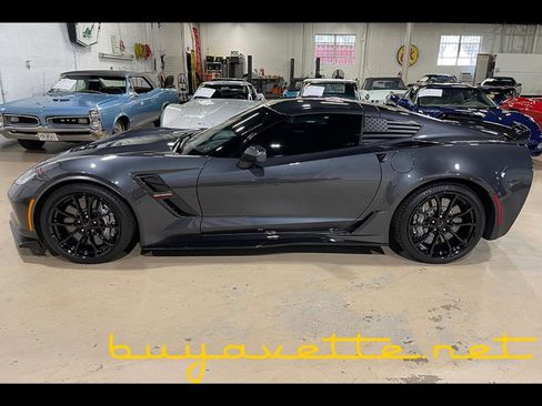Used 2017 Chevrolet Corvette Grand Sport w/ Z07 Performance Package image 6