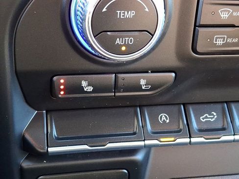 Certified 2021 GMC Sierra 1500 SLE image 23