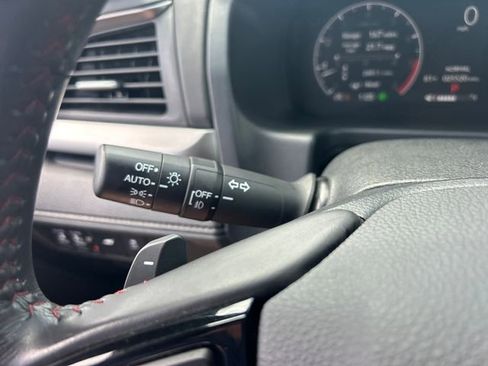 Used 2025 Honda Odyssey Sport-L image 14
