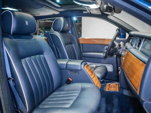 Used 2011 Rolls-Royce Phantom Sedan RWD image 50