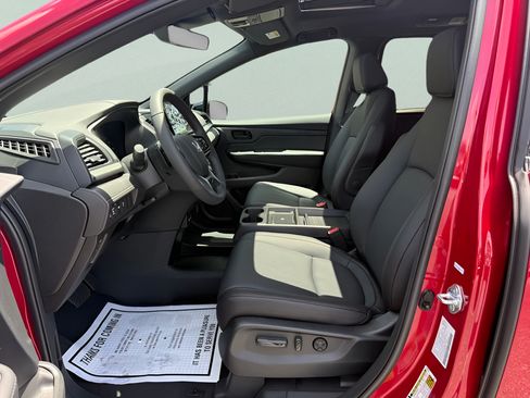 New 2026 Honda Odyssey Sport-L image 9