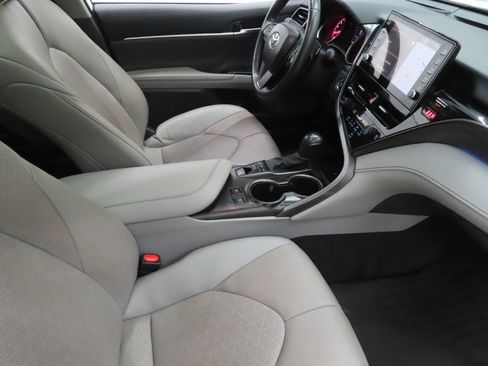 Used 2024 Toyota Camry XSE FWD image 25