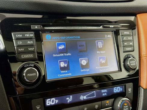 Used 2017 Nissan Rogue SL w/ SL Premium Package AWD/4WD image 15