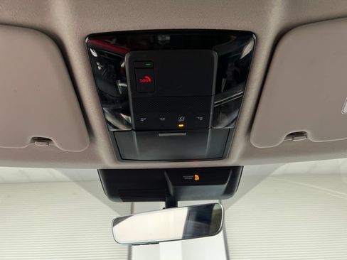 Used 2025 Mitsubishi Outlander SE AWD/4WD image 71