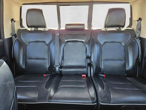 Used 2019 RAM 1500 Laramie image 16