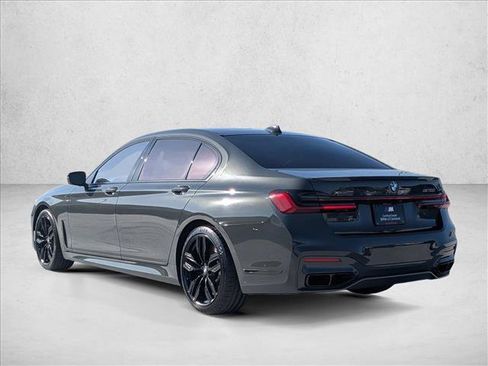 Used 2022 BMW M760i xDrive w/ Luxury Rear Seating Package image 7
