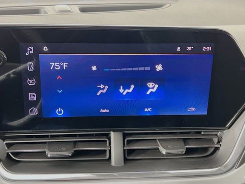 New 2026 Chevrolet Trax LT w/ LT Convenience Package image 15