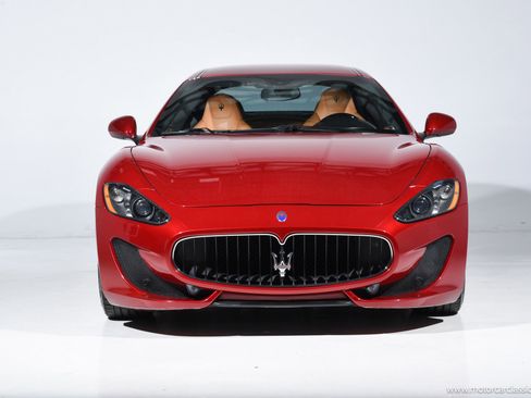 Used 2014 Maserati GranTurismo MC RWD image 2