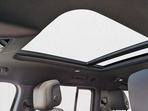 New 2025 Land Rover Defender 130 S image 15