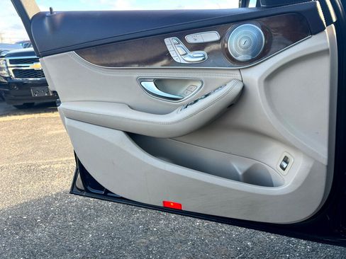 Used 2015 Mercedes-Benz C 300 4MATIC Sedan image 14