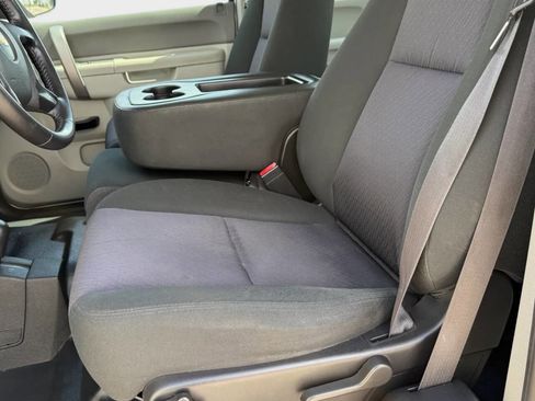 Used 2012 Chevrolet Silverado 1500 W/T image 7