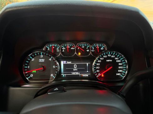 Used 2015 Chevrolet Tahoe LTZ AWD/4WD image 34