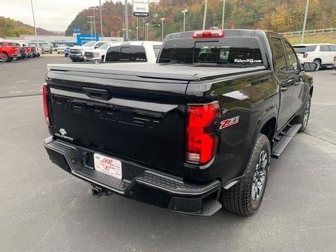 Used 2023 Chevrolet Colorado Z71 w/ Advanced Trailering Package image 4