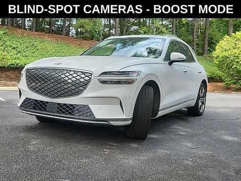 Used 2024 Genesis Electrified GV70 AWD/4WD image 4
