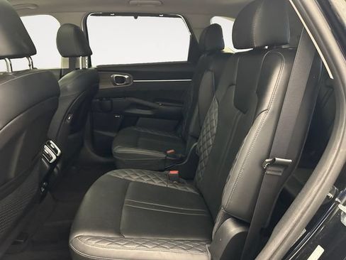 Used 2023 Kia Sorento SX Prestige AWD/4WD image 13