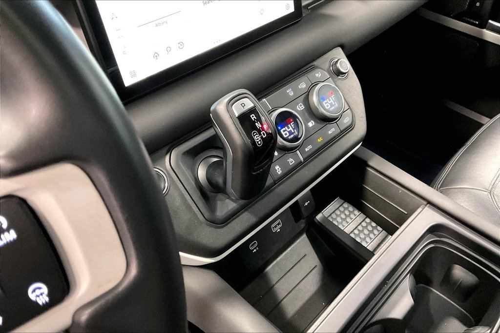 Used 2024 Land Rover Defender 90 S AWD/4WD image 19