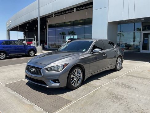 Used 2021 INFINITI Q50 Luxe RWD image 3