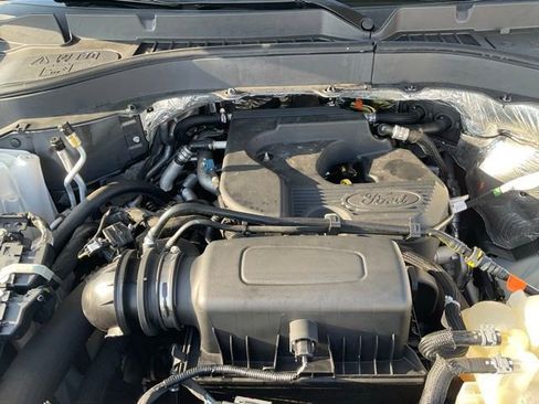 Used 2020 Ford Explorer XLT w/ Equipment Group 202A image 27