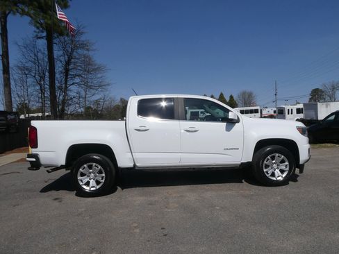 Used 2016 Chevrolet Colorado LT w/ LT Convenience Package image 4