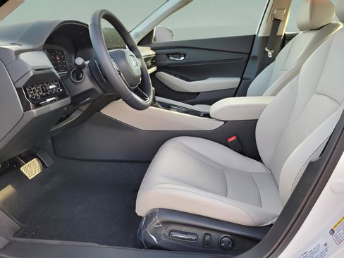 New 2025 Honda Accord EX-L image 23