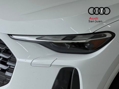 Used 2025 Audi Q5 Premium w/ Convenience Package image 5