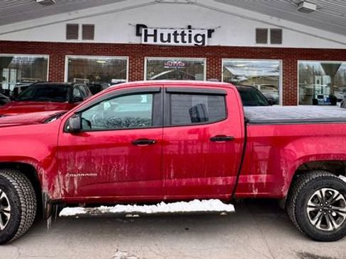 Used 2021 Chevrolet Colorado Z71 image 2
