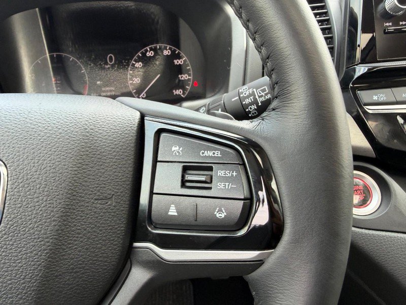 Certified 2025 Honda Odyssey EX-L image 16