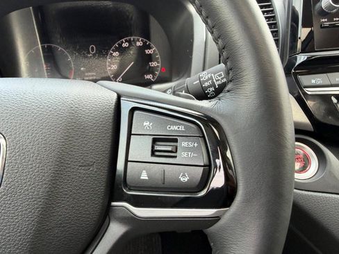 Certified 2025 Honda Odyssey EX-L image 16