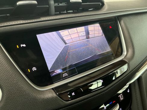 Used 2021 Cadillac XT5 Premium Luxury AWD/4WD image 13