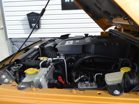 Used 2014 Jeep Wrangler Unlimited Sahara image 39