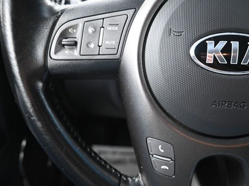 Used 2013 Kia Soul + image 24