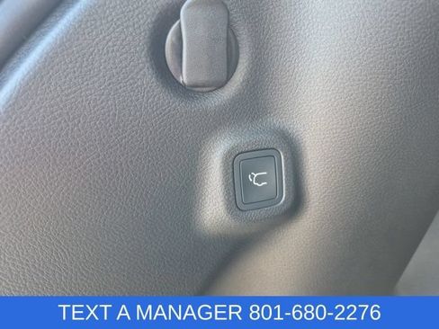 New 2026 Jeep Compass Trailhawk w/ Sun, Sound & Navigation Group AWD/4WD image 13