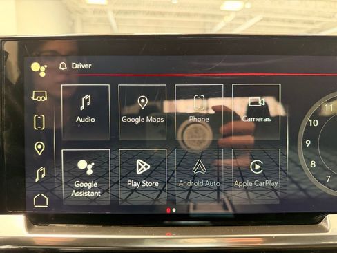 Used 2024 GMC Sierra 1500 Elevation image 40