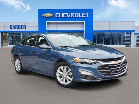 Certified 2025 Chevrolet Malibu LT FWD image 1