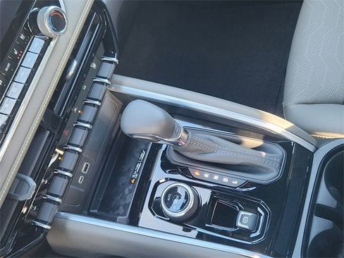 New 2026 Chevrolet Colorado ZR2 image 37