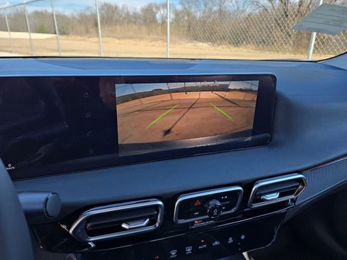 New 2026 Nissan Sentra SR w/ Floor Mat Package image 25