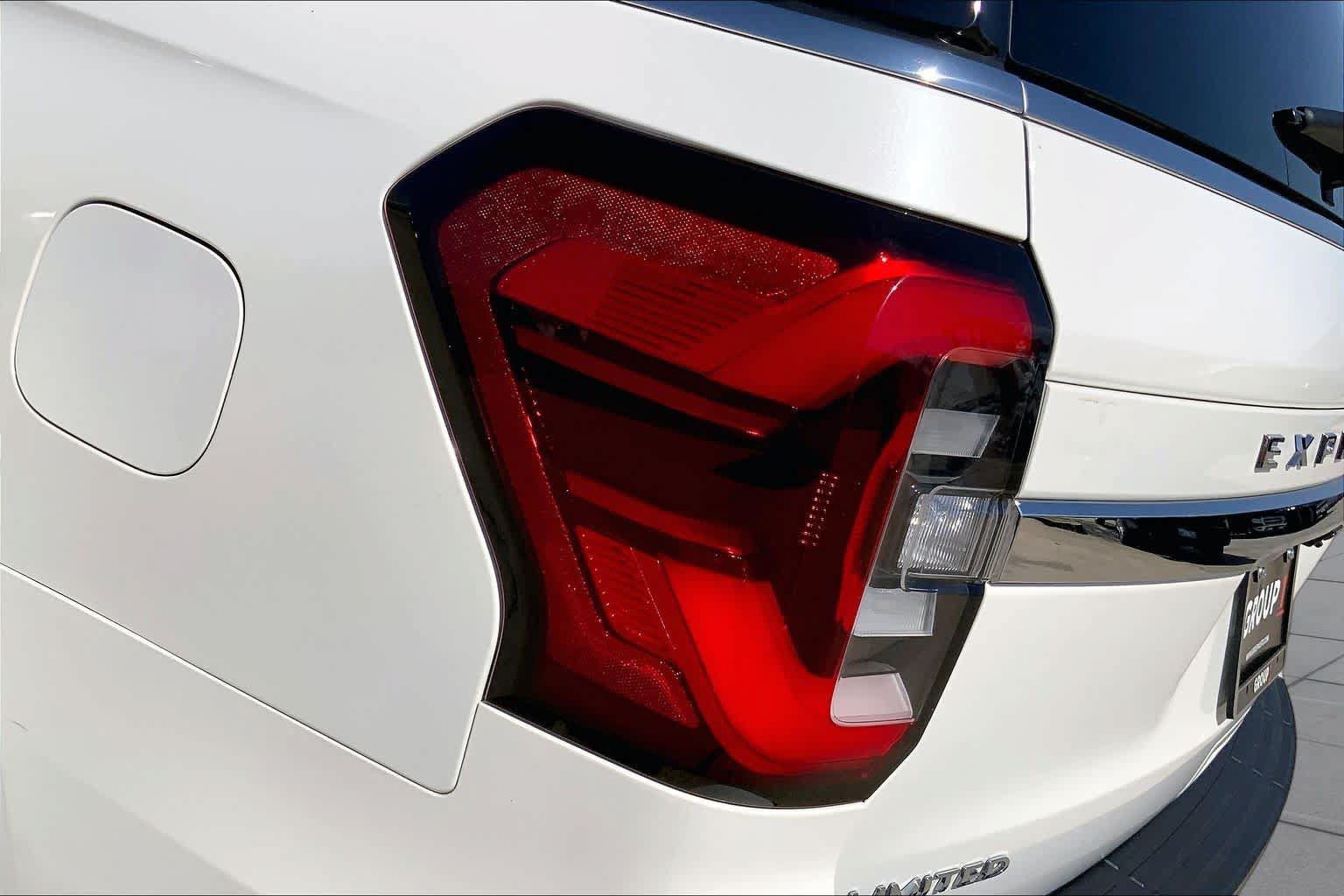 Used 2024 Ford Expedition Max Limited RWD image 27