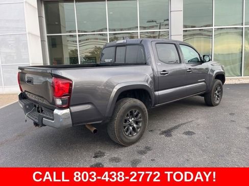 Used 2022 Toyota Tacoma SR5 w/ SR5 Appearance Package (SM) image 3
